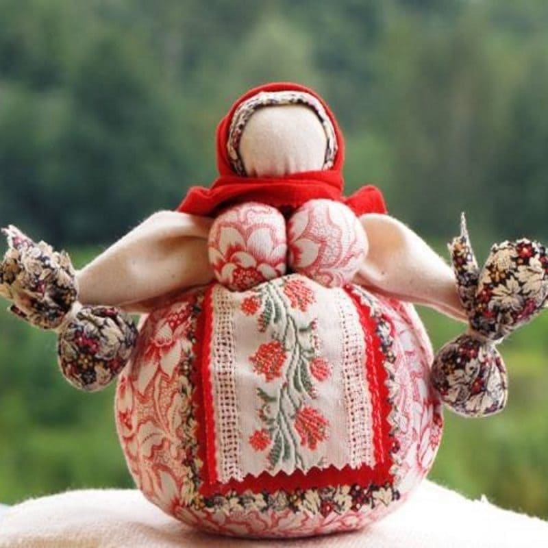 Состоялся мастер-класс «Кукла-мотанка в крымскотатарском стиле»